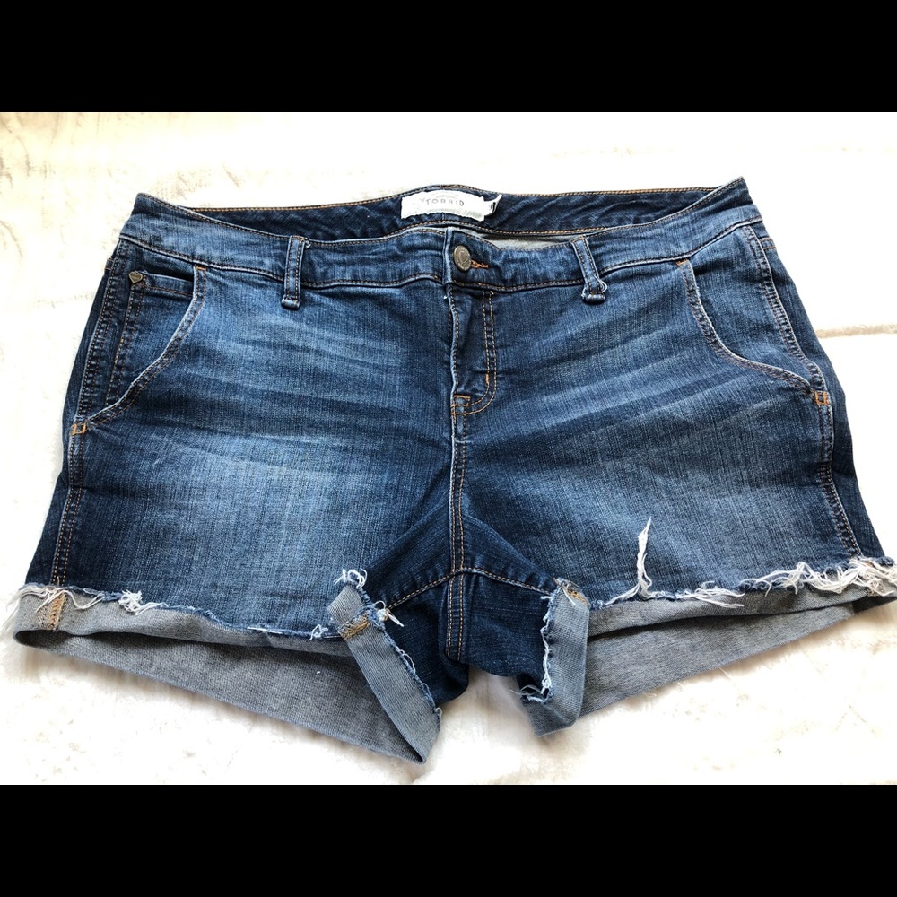 Torrid Denim Shorts Size 18